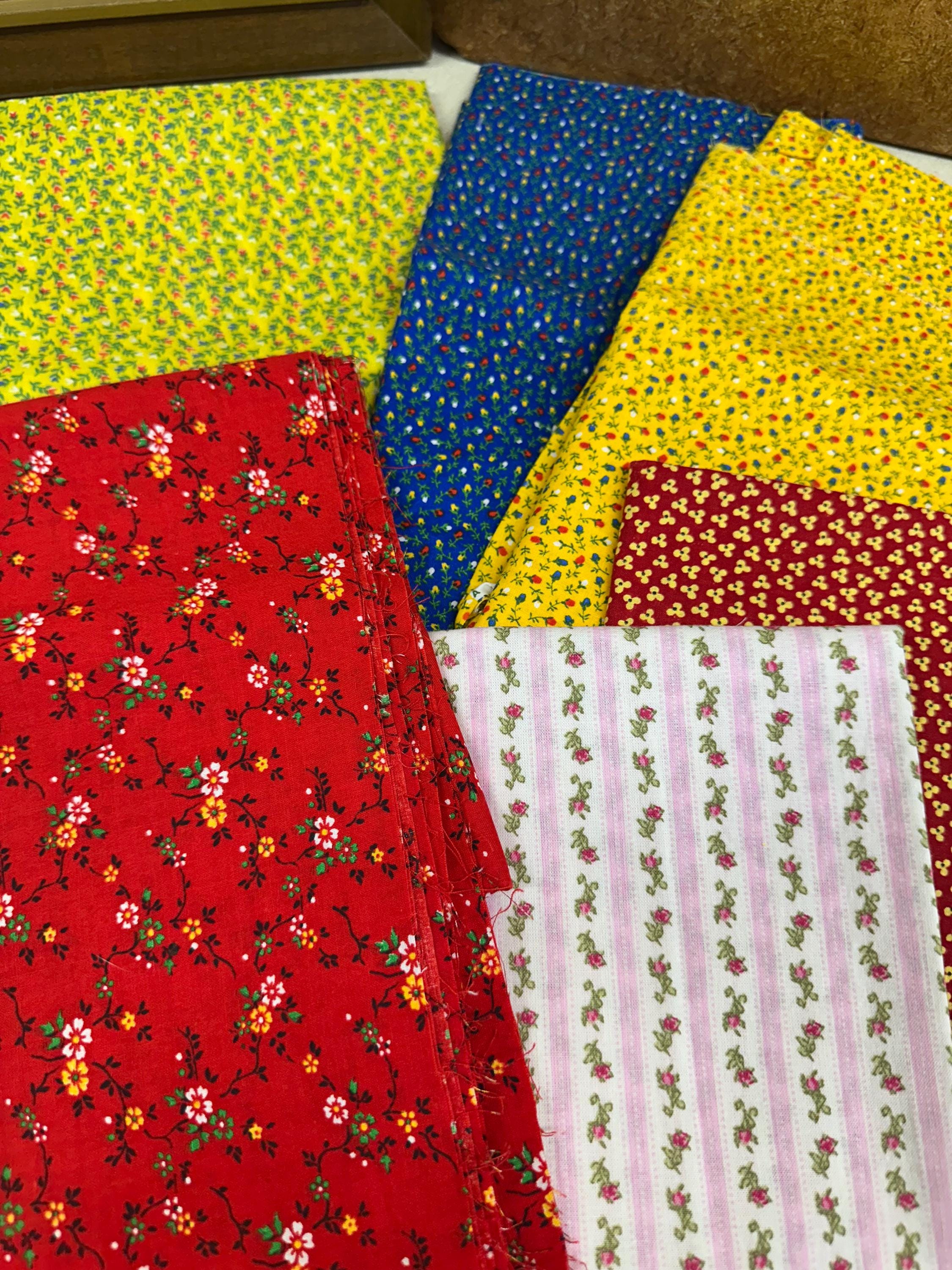 Vintage Floral Fabric Bundle: 6 Retro Sewing Craft Textiles