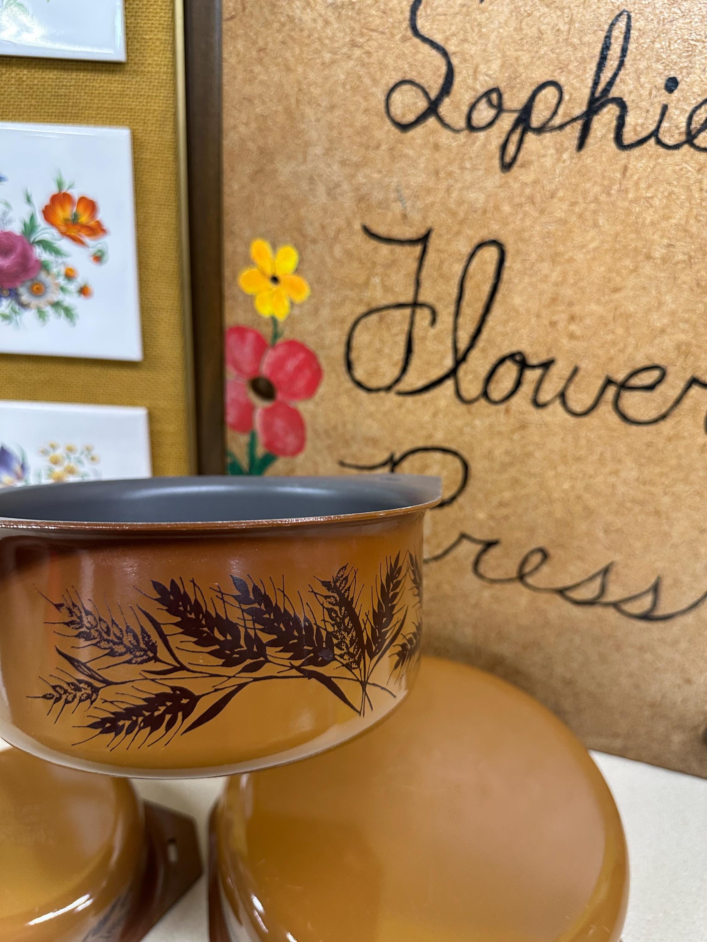 Vintage Wheat Enamel Nonstick Pots Cooking Pan Retro Kitchen Decor: Multiware Set of 3