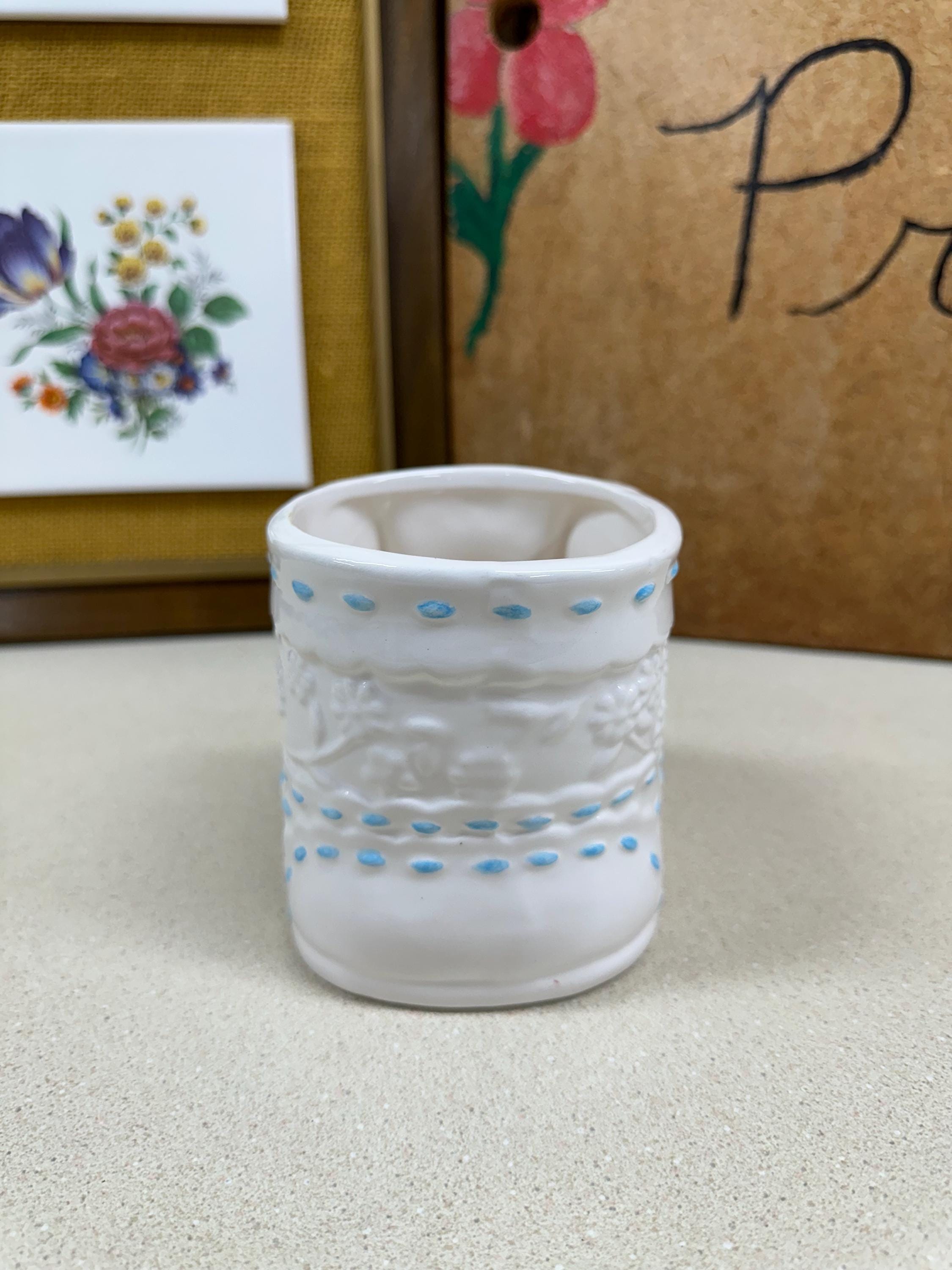 Vintage Blue Boot Planter: Floral Arrangement Plant Vessel