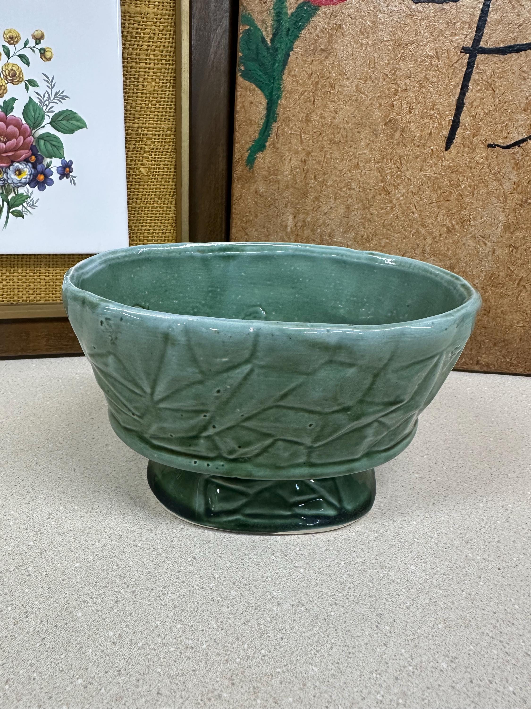 Vintage Green Planter: Indoor Plant Vessel