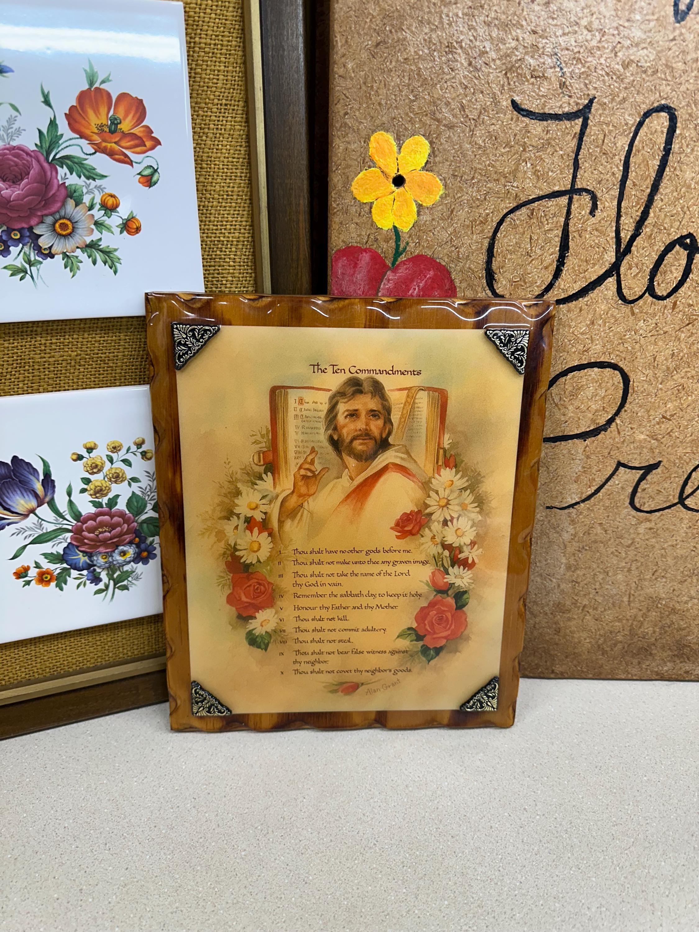 Vintage 10 Commandments Wood Wall Decor Wall Hanging: Religious Christian Decor