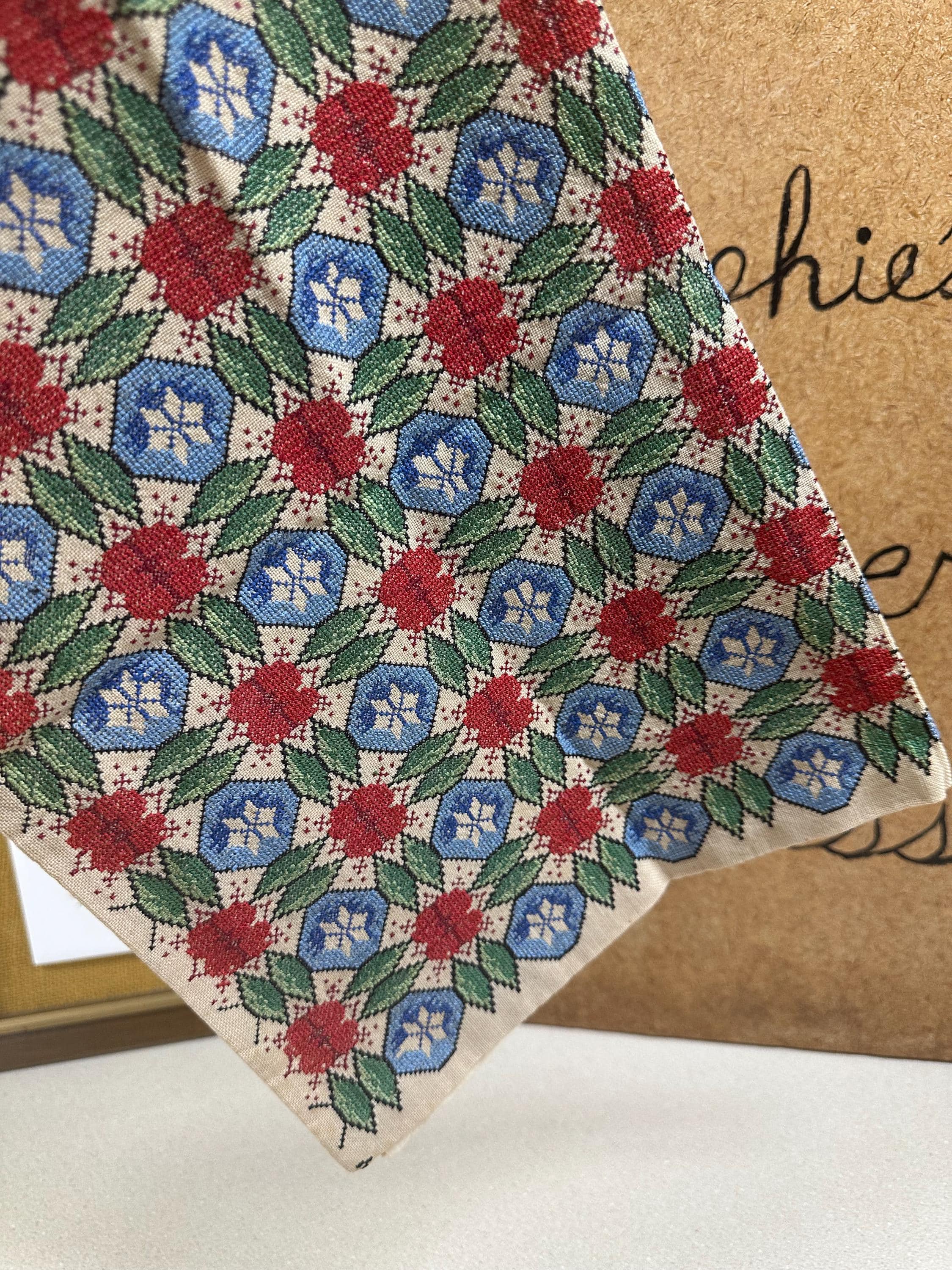 Handmade Vintage Pillow Cover: Repurposed Linen, 20x15 Inches