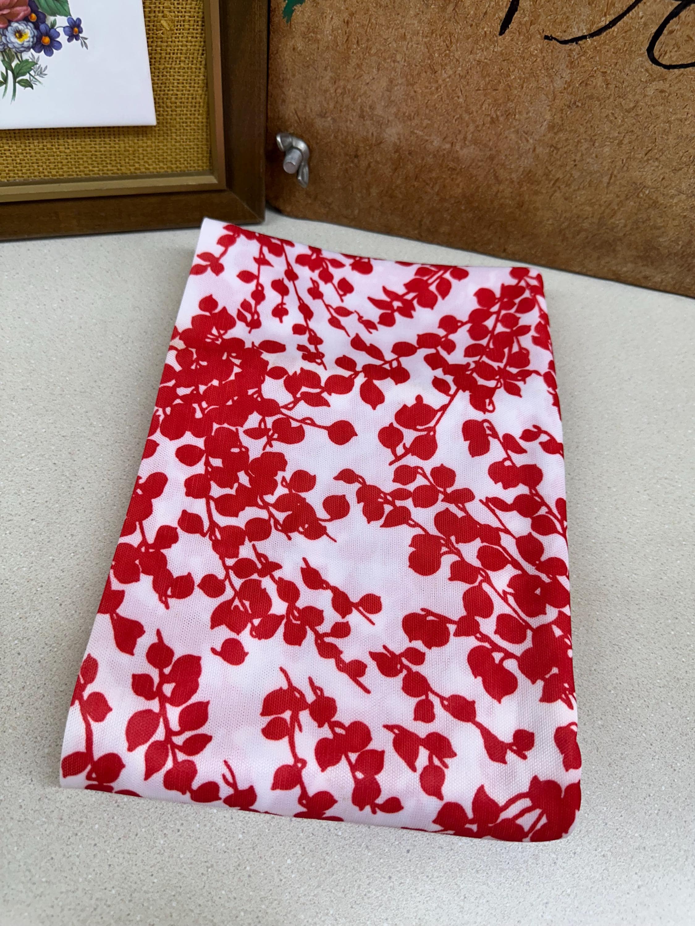 Vintage Floral Fabric: Red & White Stretchy Textiles (60x30 inches