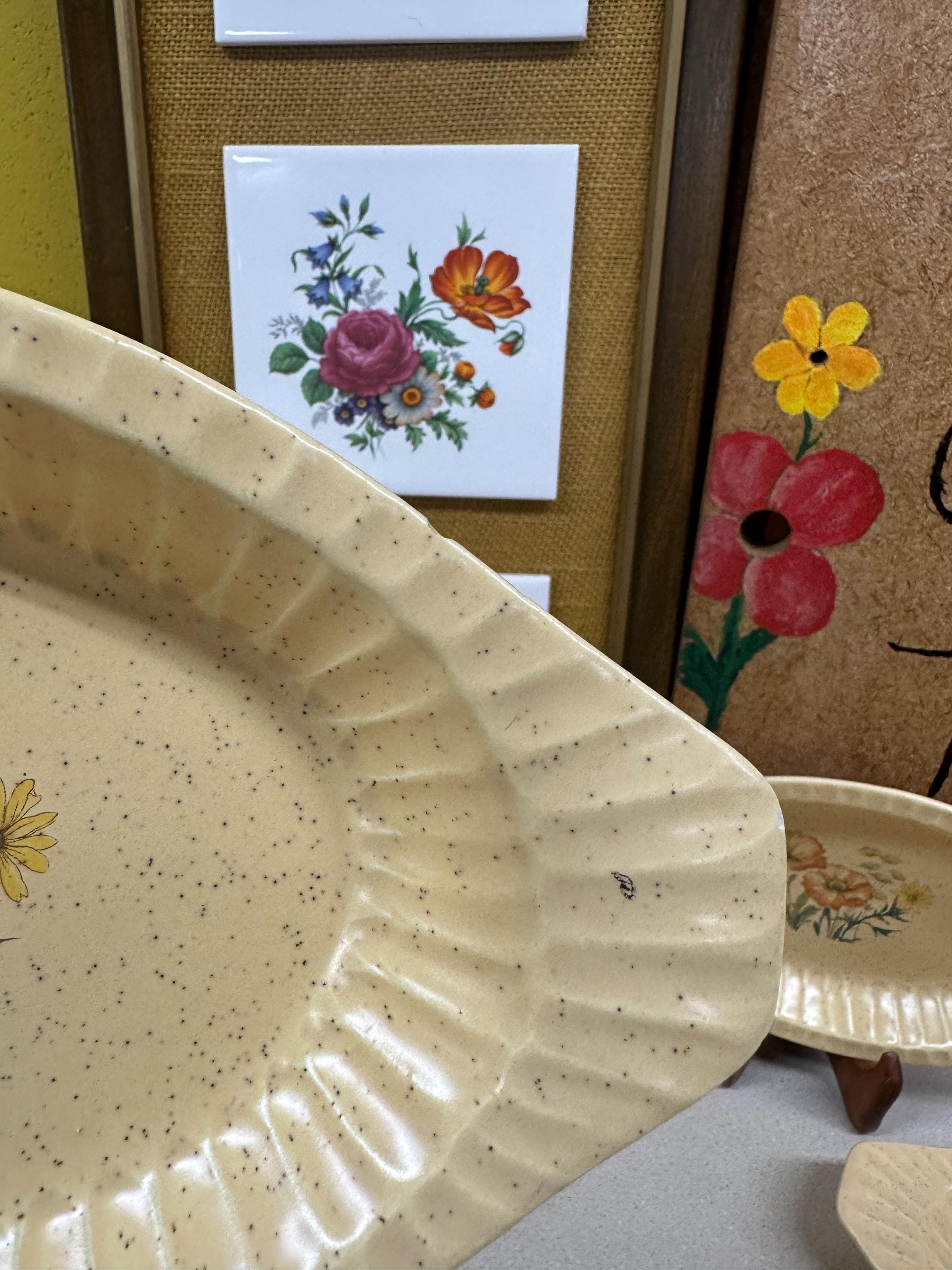 Vintage Treasure Craft Au Gratin Dishes: Floral Kitchen Decor, Set of 4