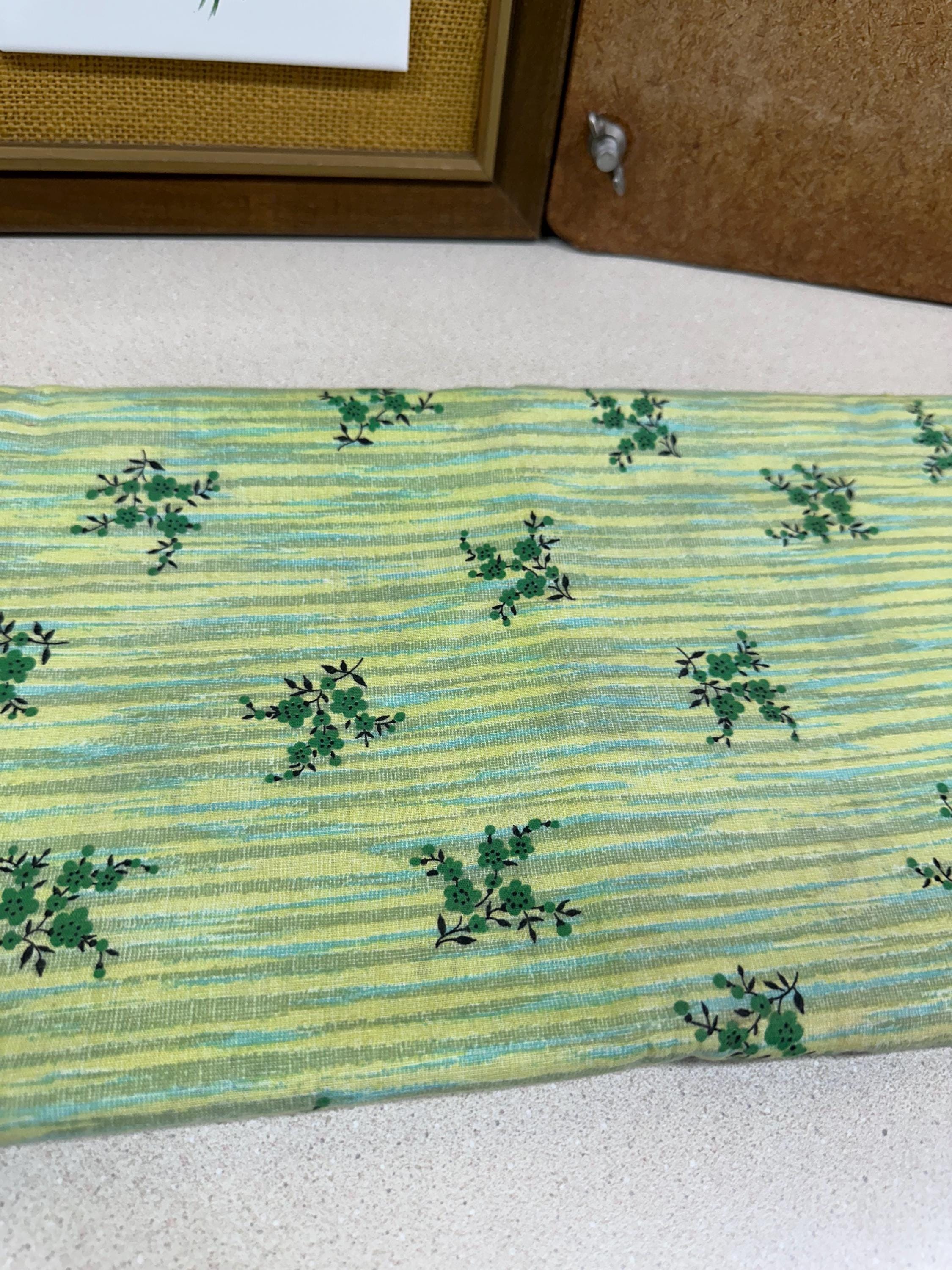 Vintage Floral Fabric: Blue Green Flannel Feel (162 x 84 Inches