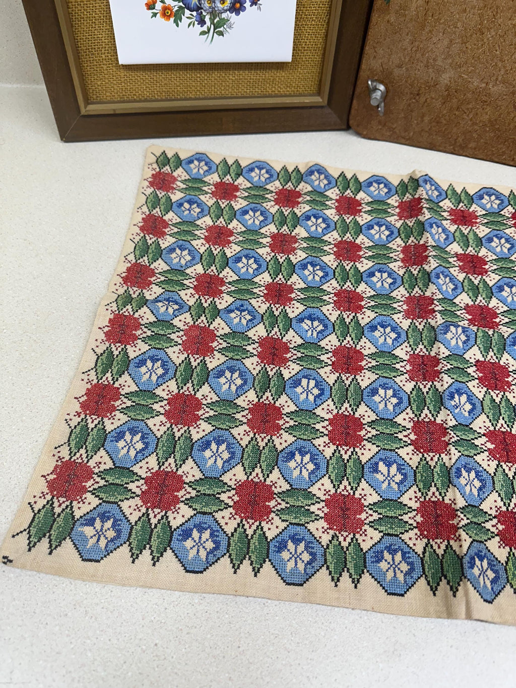 Handmade Vintage Pillow Cover: Repurposed Linen, 20x15 Inches