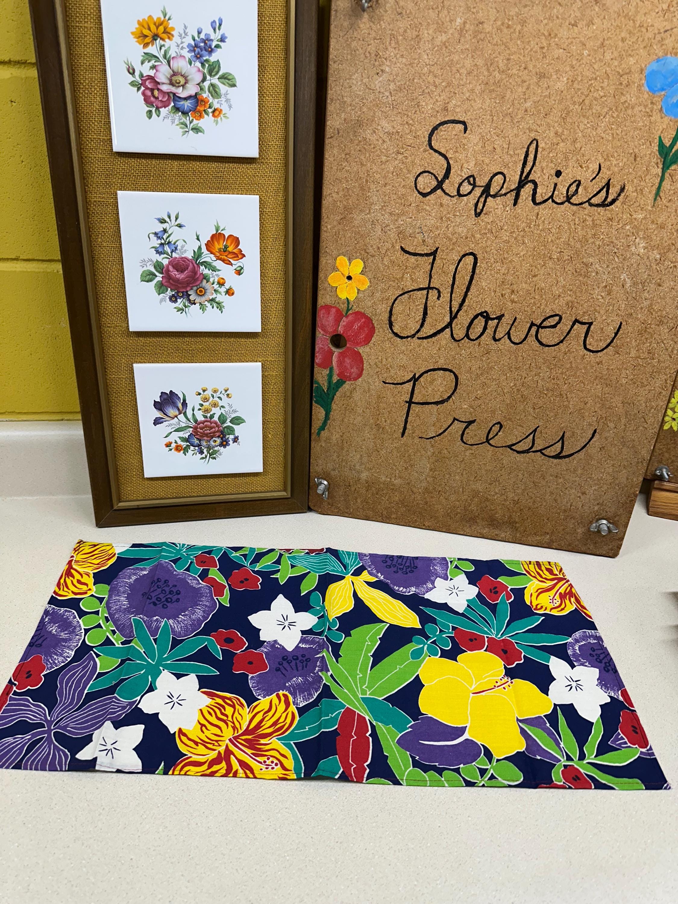 Vintage Floral Fabric Pieces: Retro Sewing Material, Unfinished Projects