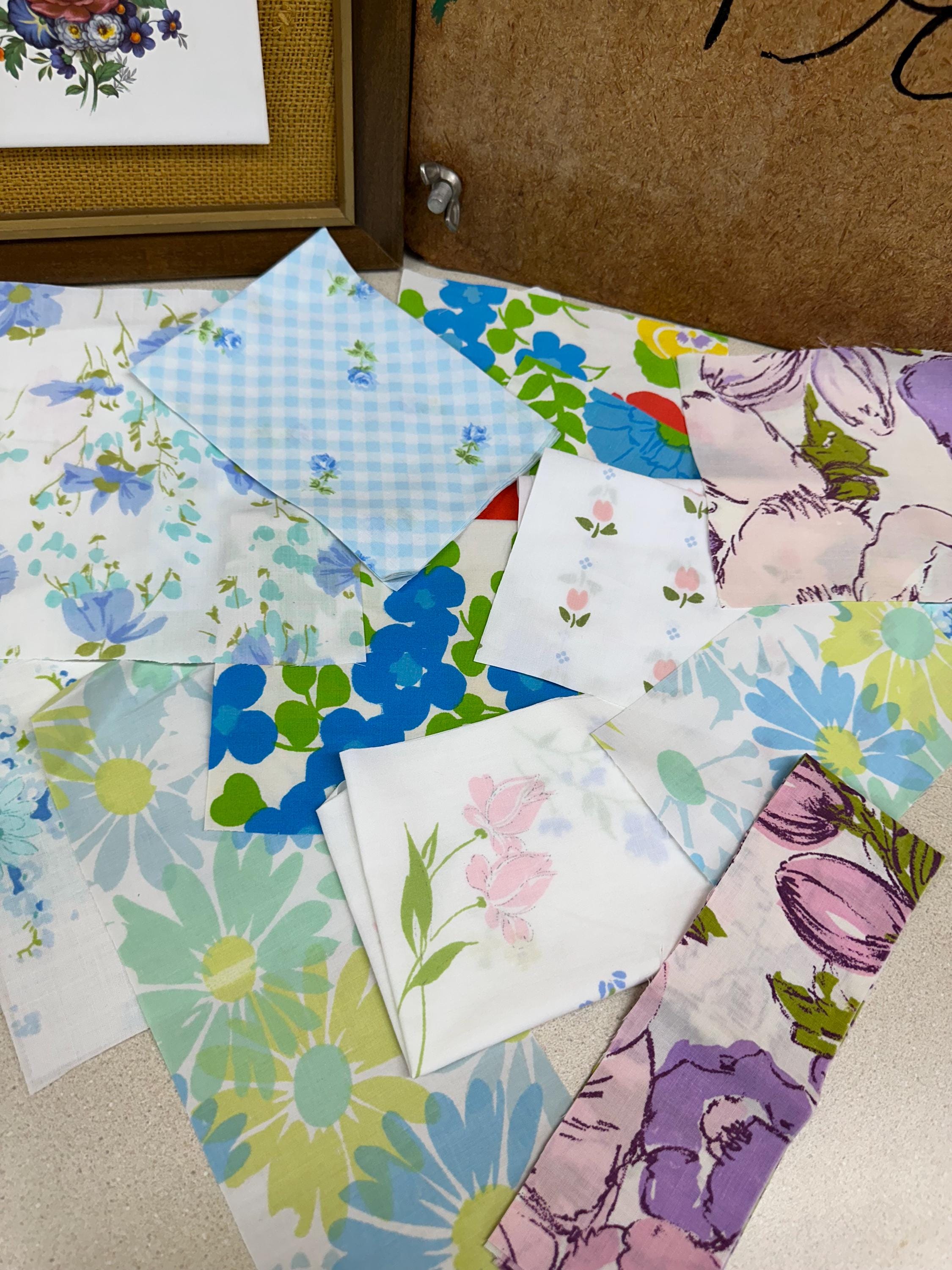 Vintage Fabric Scrap Bundle: Muslin & Percale Pieces for Crafts