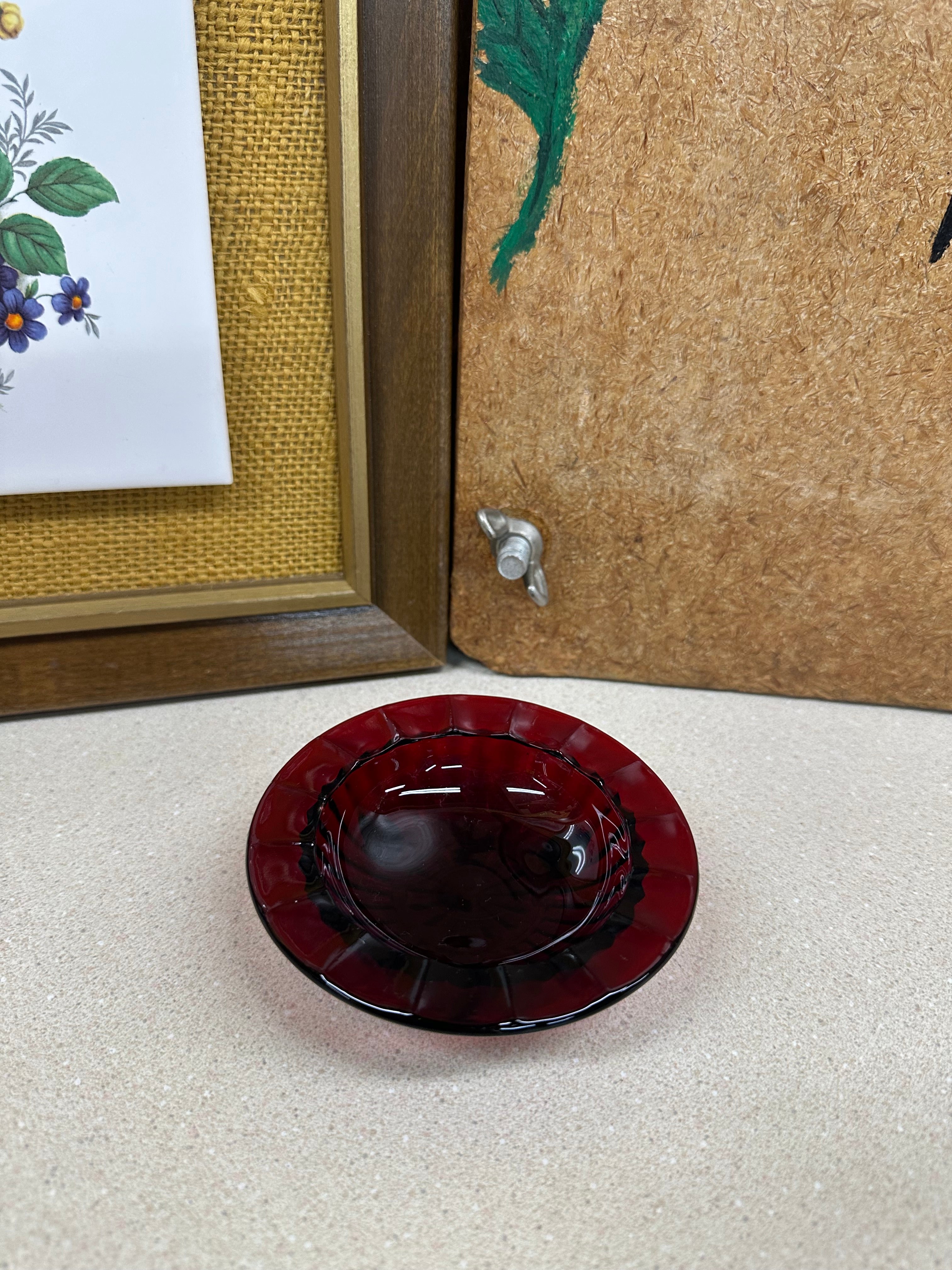 Vintage Glass Ashtray Red Small Round 3 Leg Base