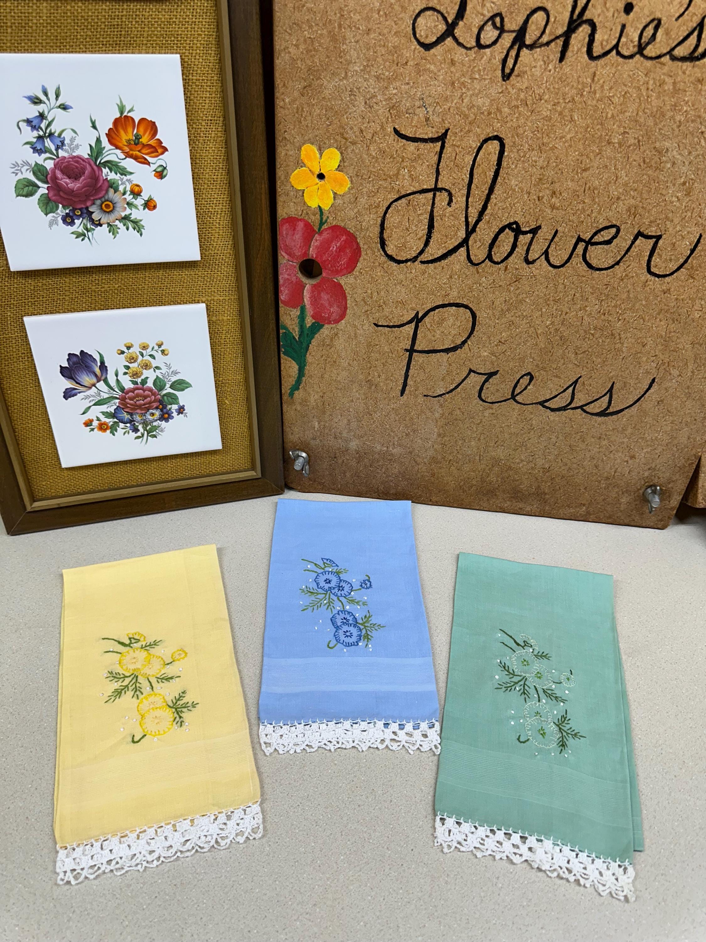 Embroidered Linen Hand Towel Set: Vintage Floral Bathroom Decor