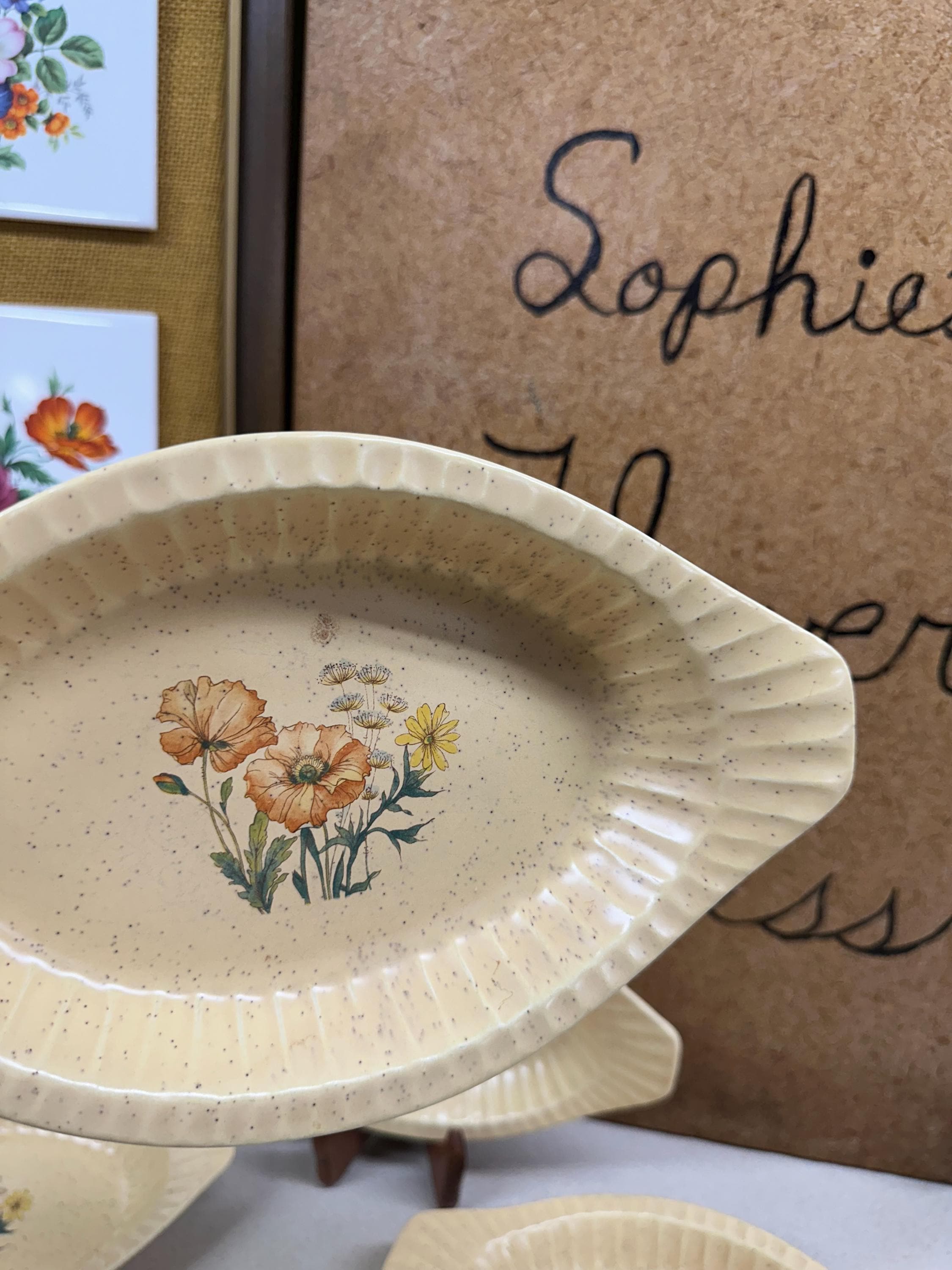 Vintage Treasure Craft Au Gratin Dishes: Floral Kitchen Decor, Set of 4