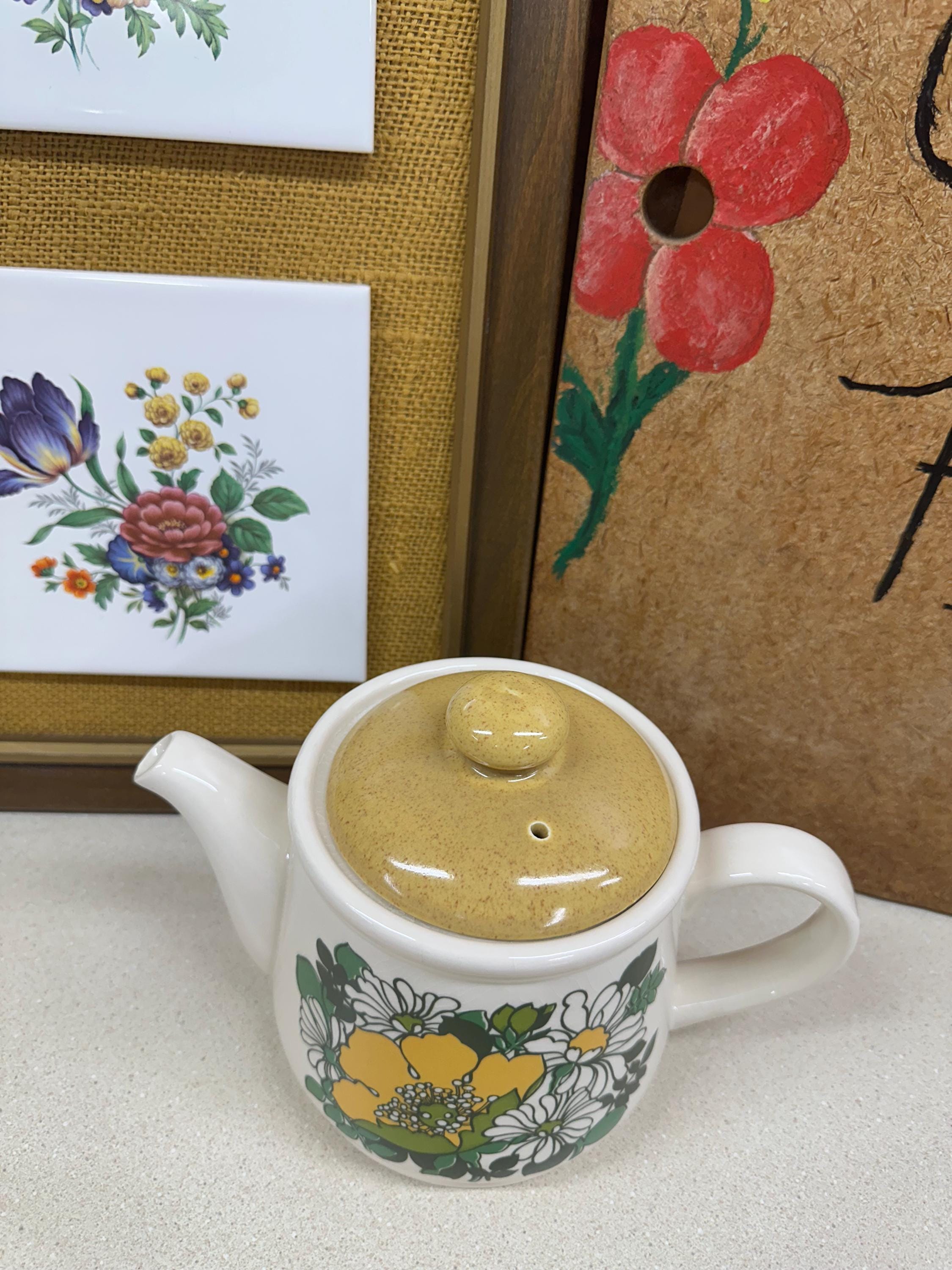 Vintage Sadler Teapot: Staffordshire England Yellow Floral Kettle