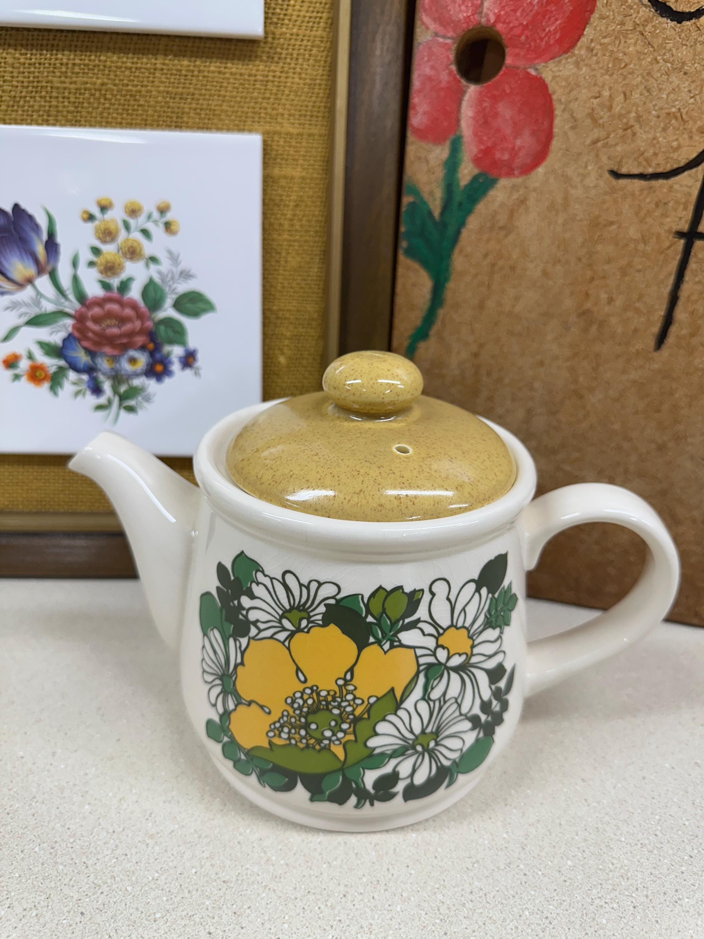 Vintage Sadler Teapot: Staffordshire England Yellow Floral Kettle